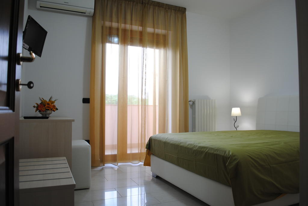 Twin Towers Rooms Lecce Ruang foto