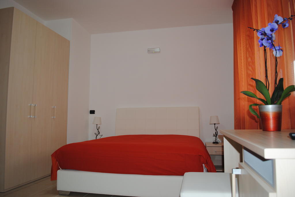 Twin Towers Rooms Lecce Ruang foto